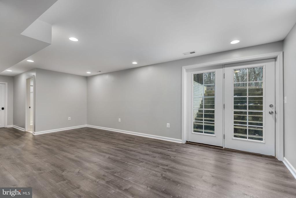 12611 WILDERNESS PARK DRIVE