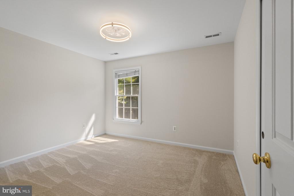 11705 NEW BOND STREET