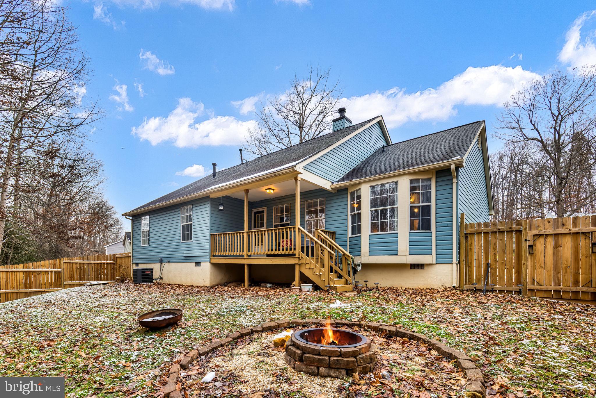 10907 CRESTWOOD DRIVE