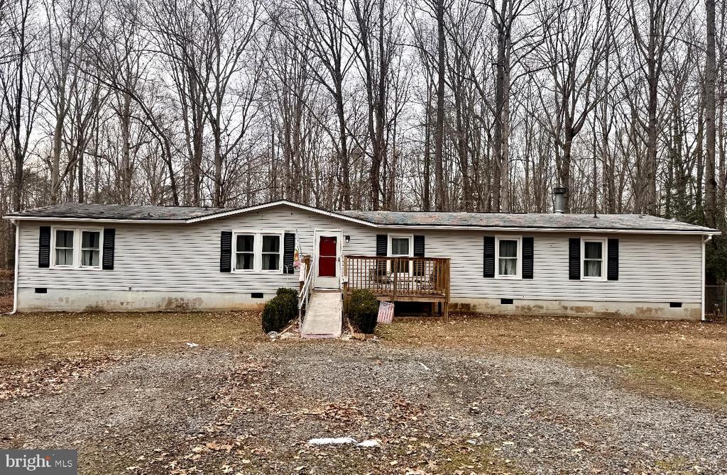 3300 DANBURY CIRCLE