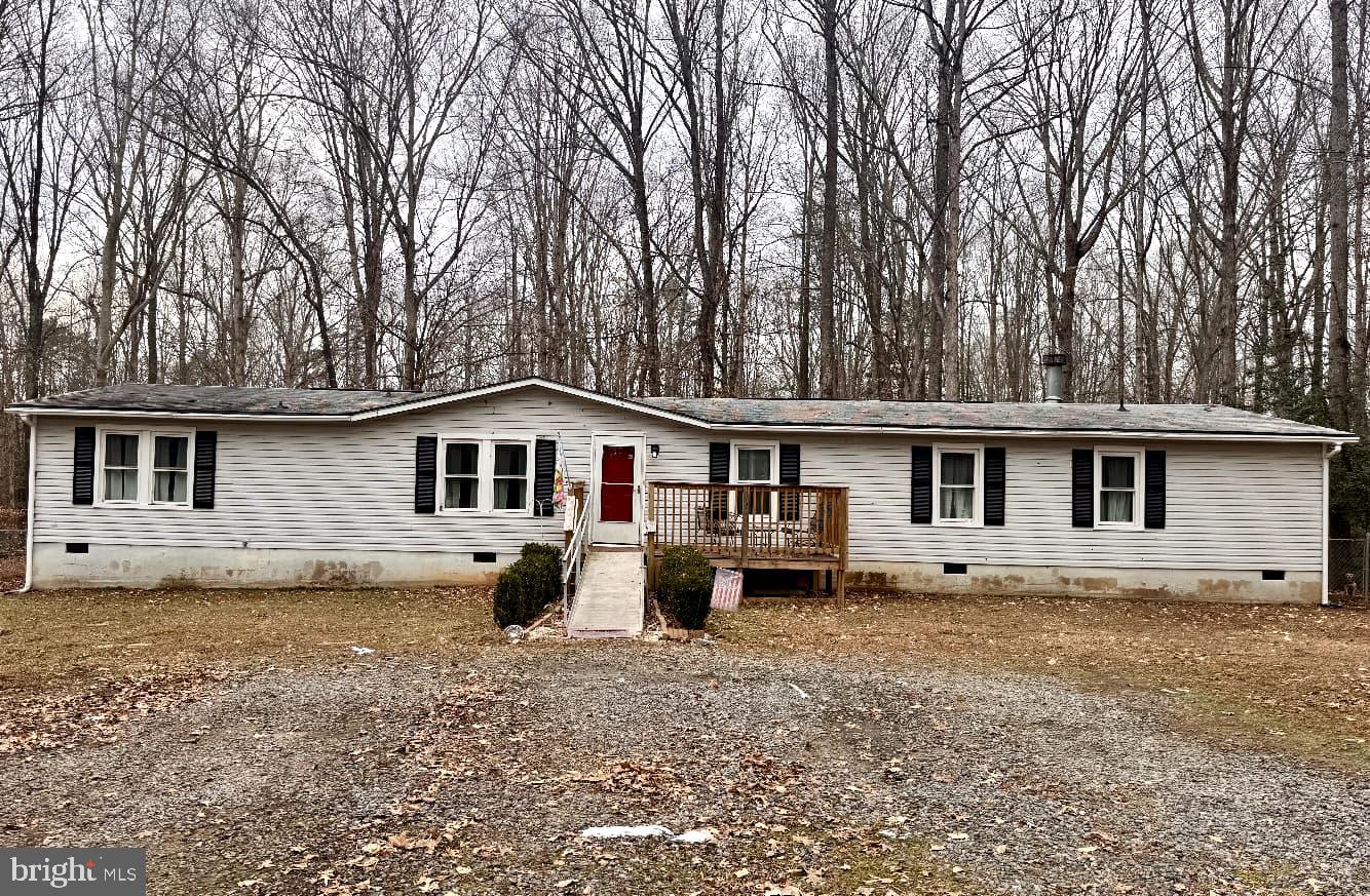 3300 DANBURY CIRCLE