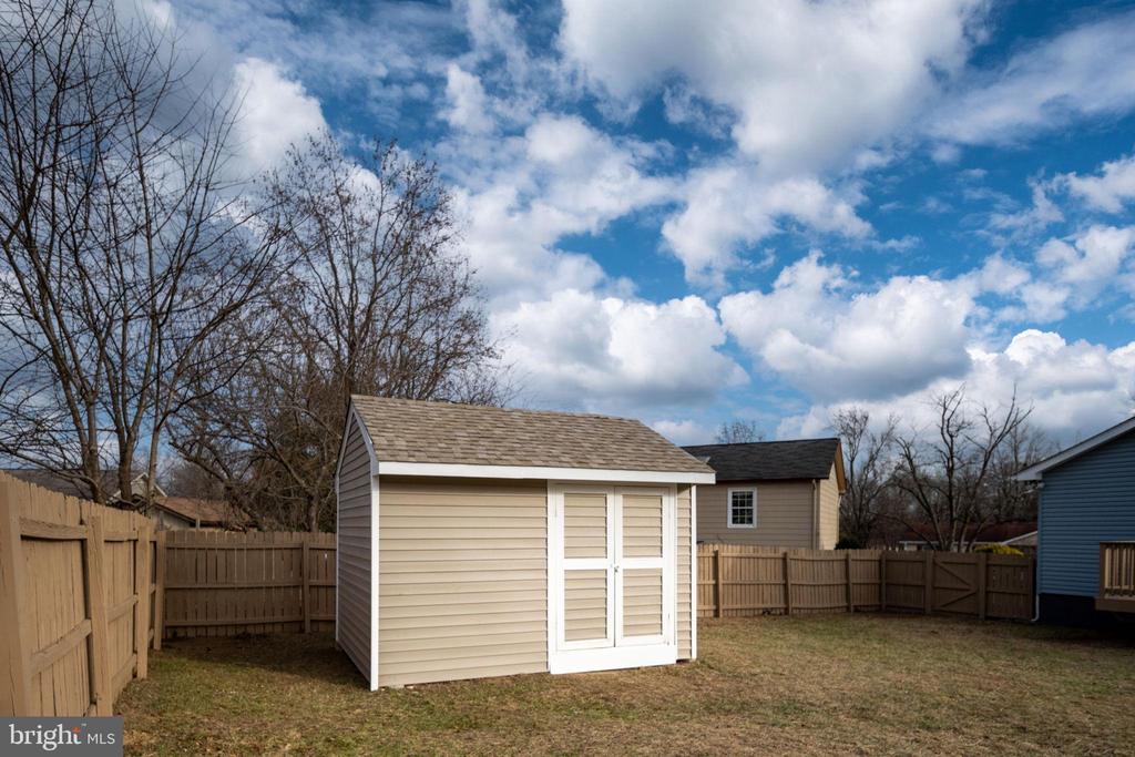 11200 TRISLER DRIVE