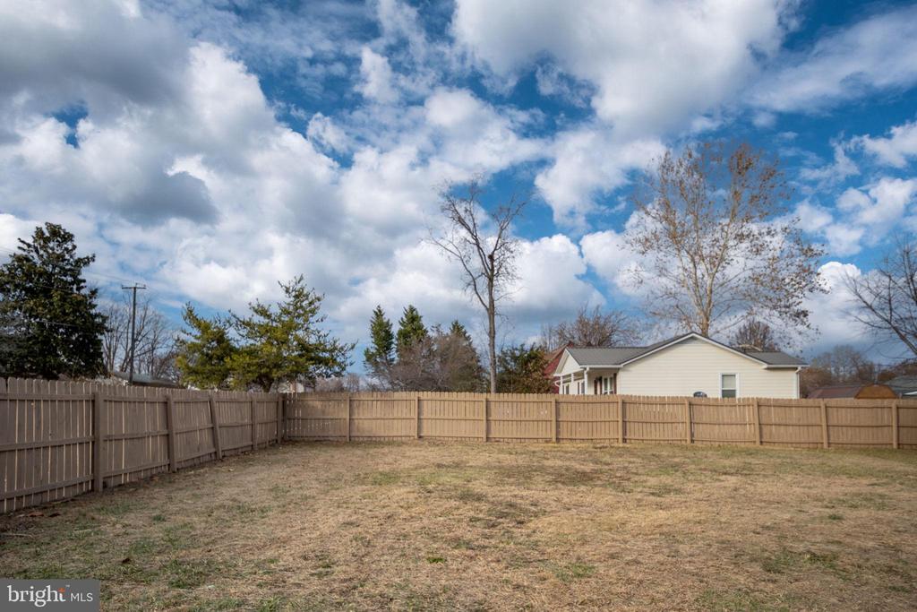 11200 TRISLER DRIVE