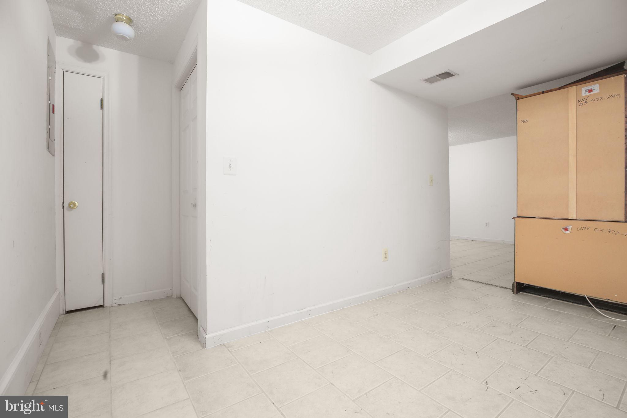 11210 SPRINGFIELD DRIVE