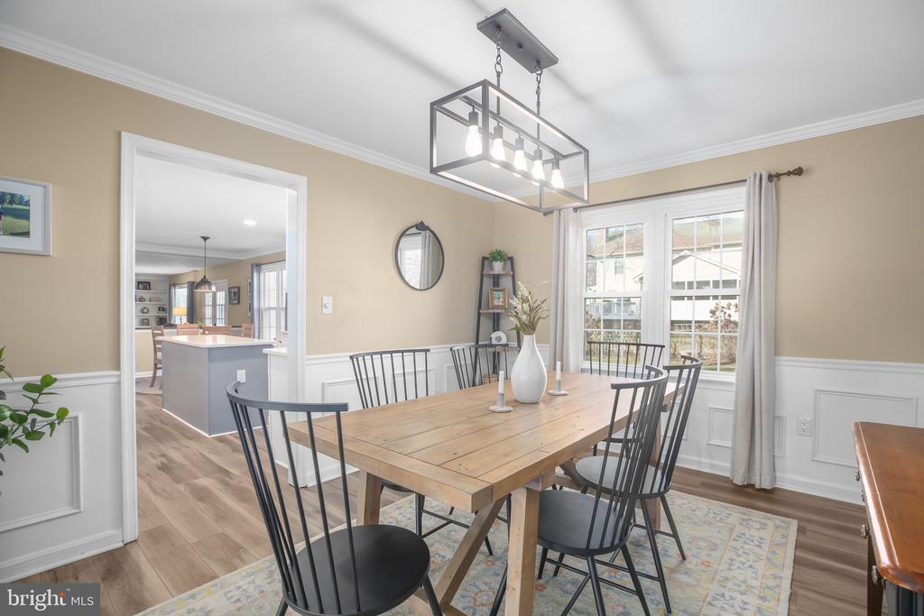 6231 SWEETBRIAR DRIVE