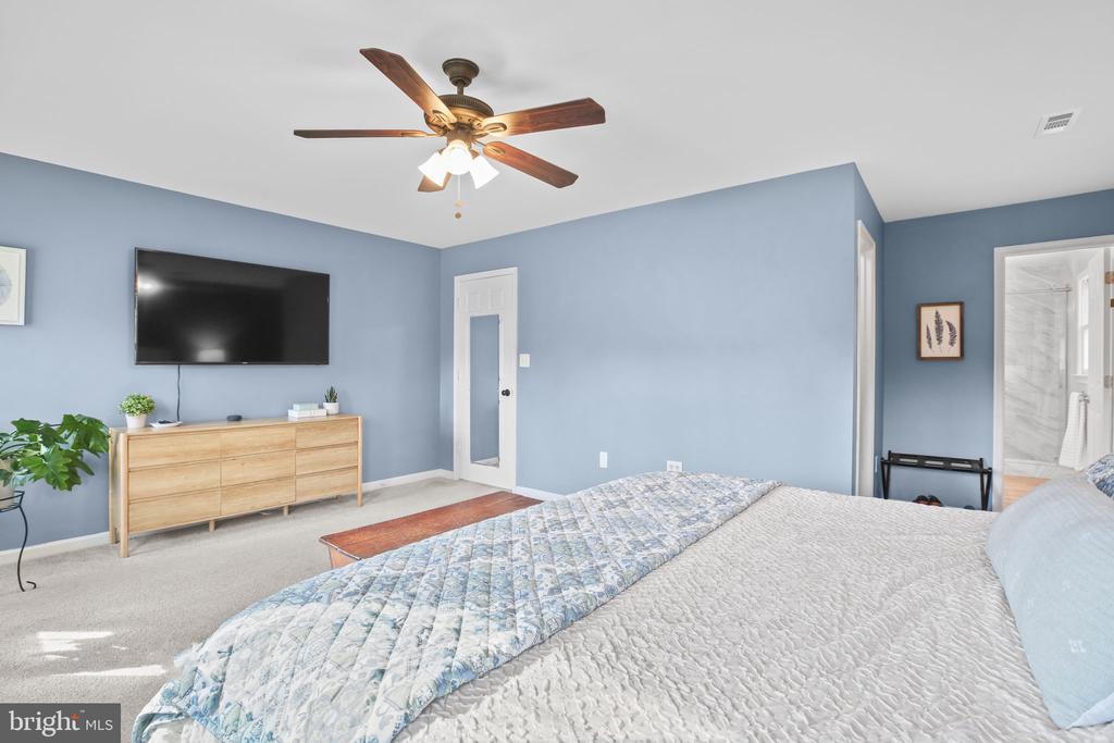 6231 SWEETBRIAR DRIVE