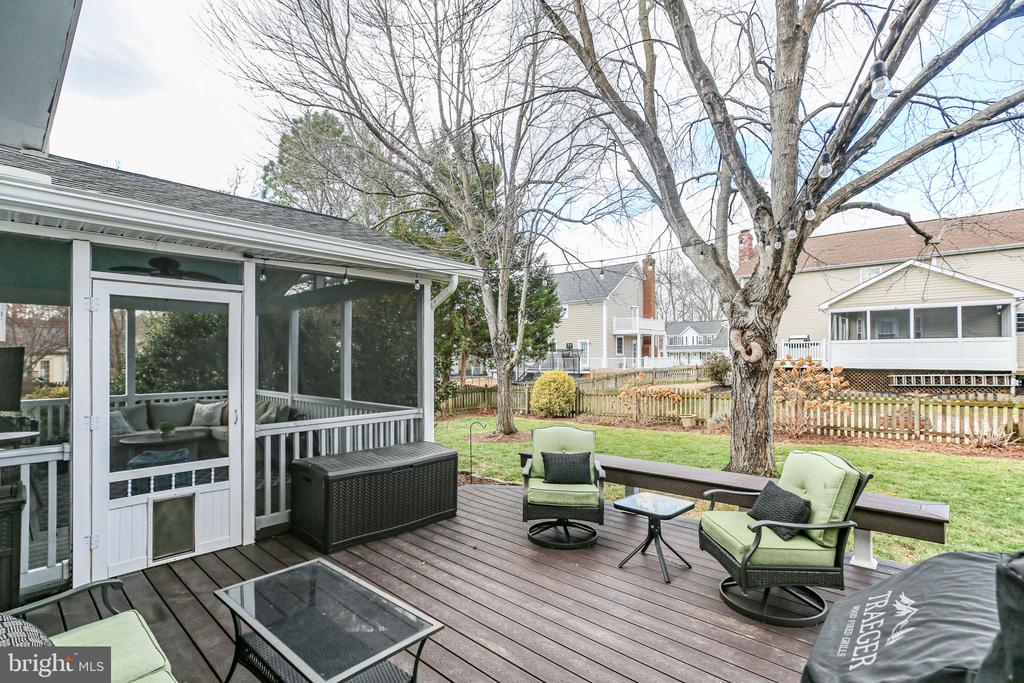 6231 SWEETBRIAR DRIVE