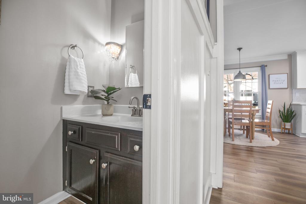 6231 SWEETBRIAR DRIVE