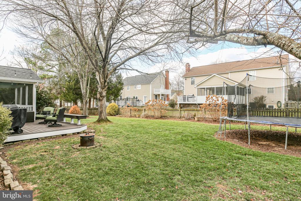 6231 SWEETBRIAR DRIVE