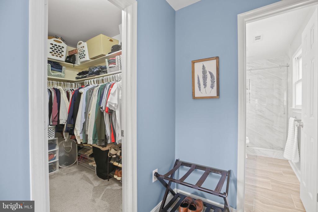 6231 SWEETBRIAR DRIVE