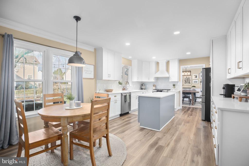 6231 SWEETBRIAR DRIVE