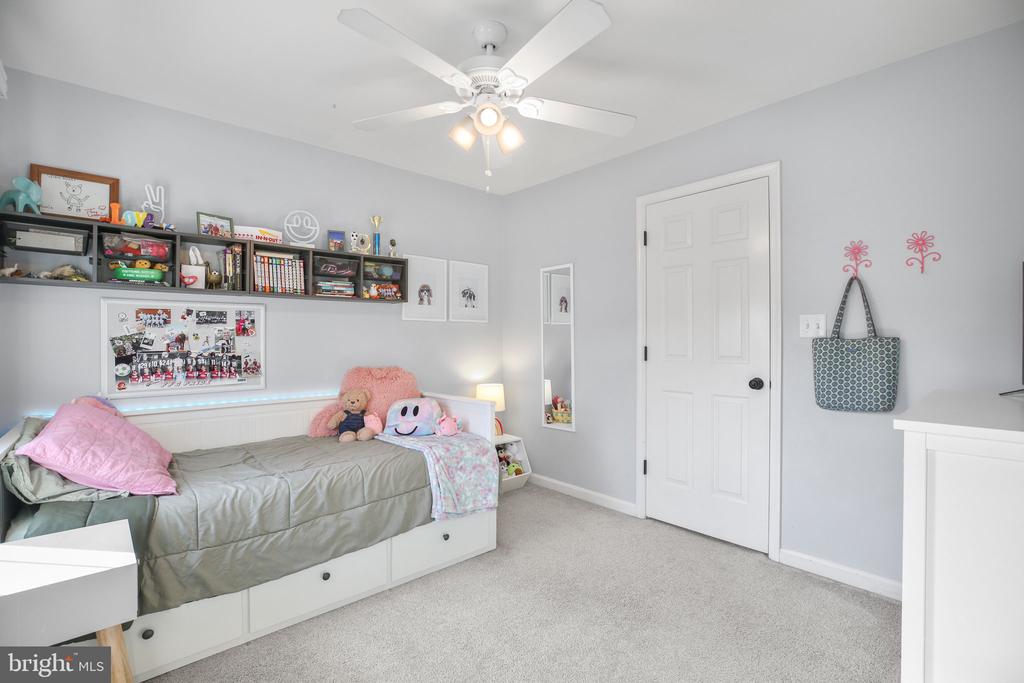 6231 SWEETBRIAR DRIVE