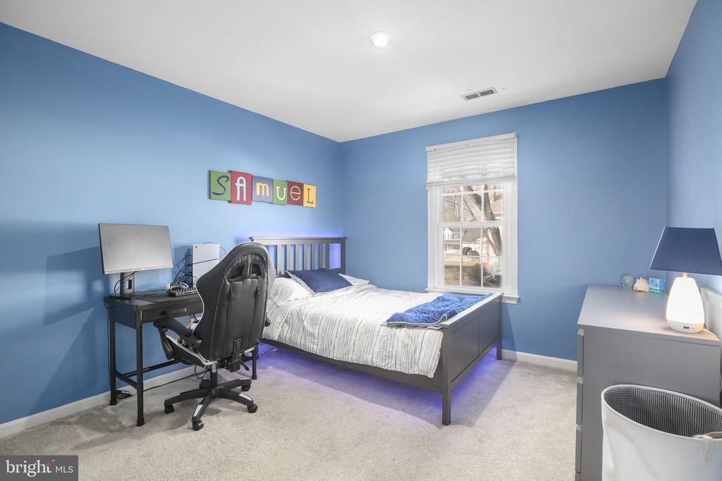 6231 SWEETBRIAR DRIVE