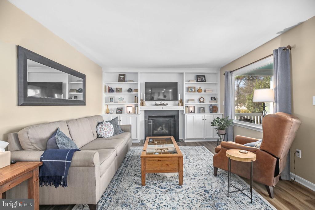 6231 SWEETBRIAR DRIVE