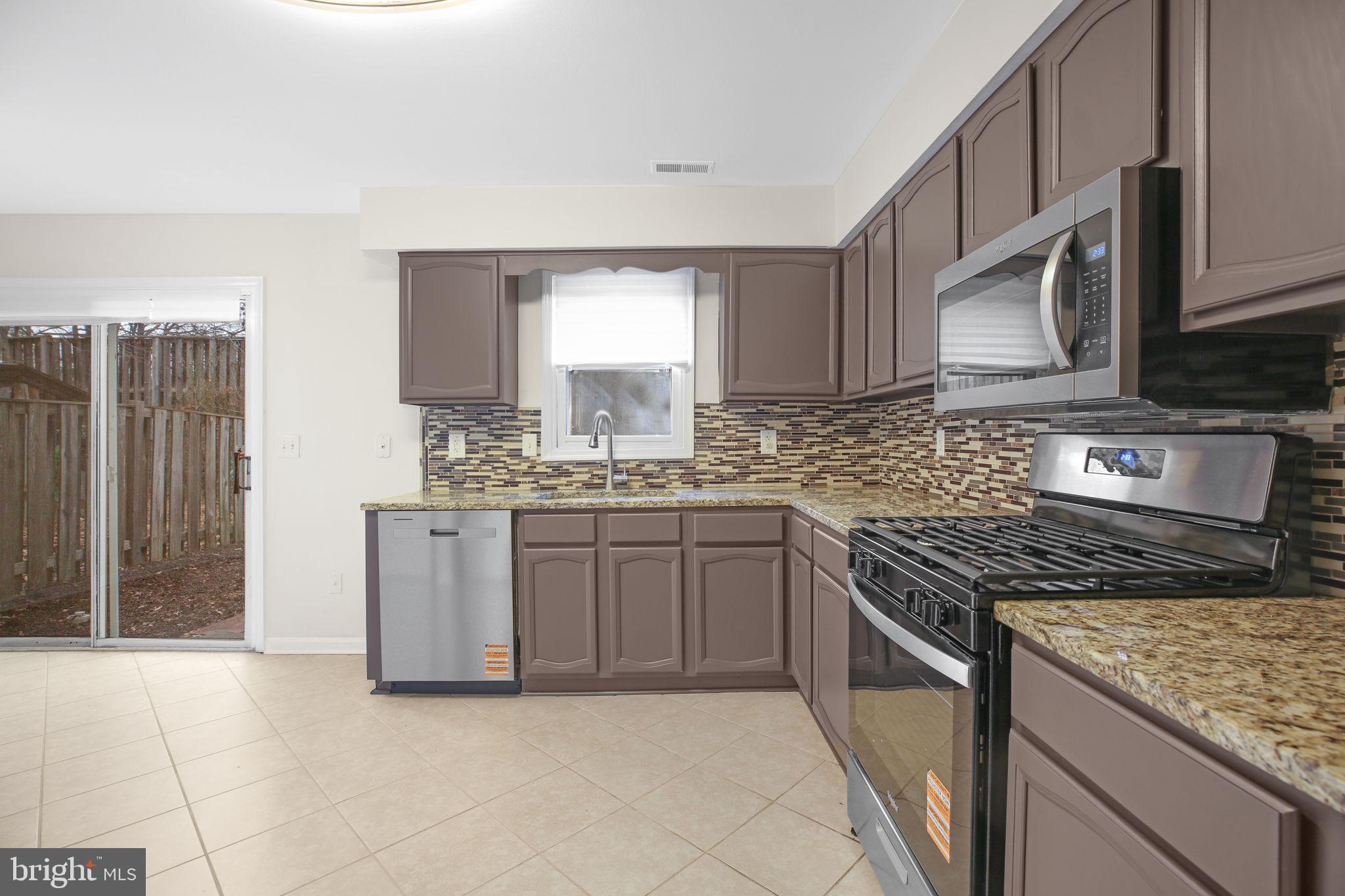 10715 GRETA LYNN COURT