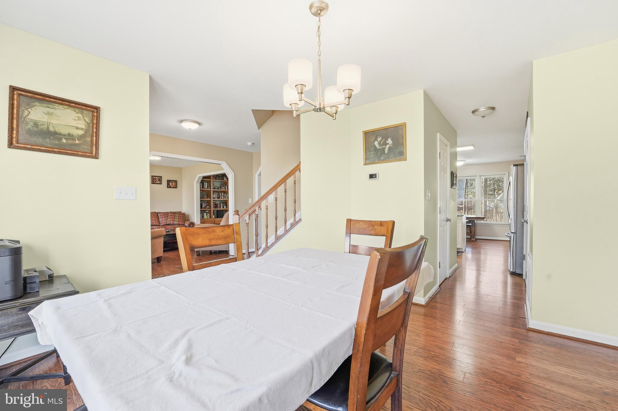 9806 KENMORE COURT