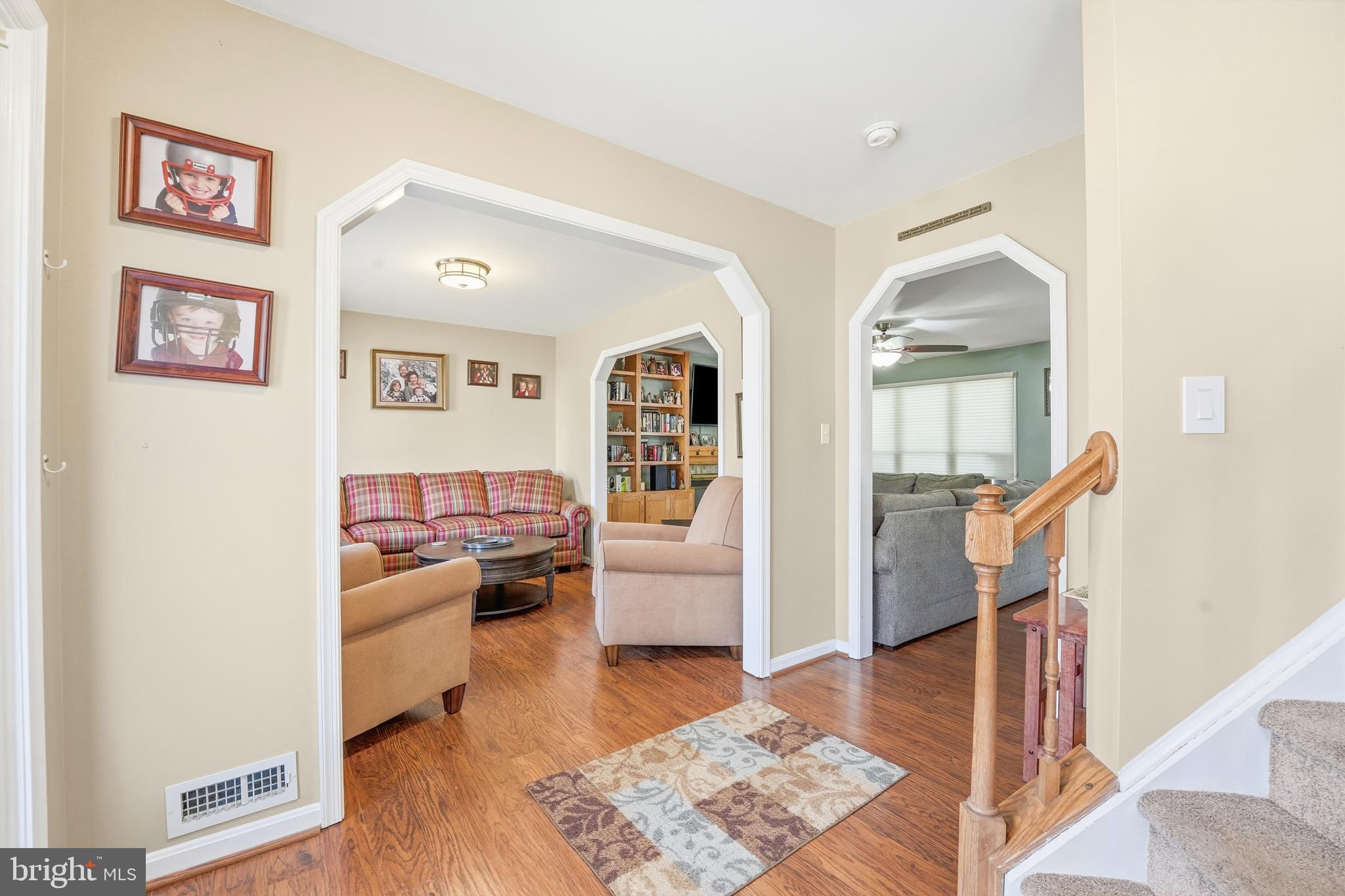9806 KENMORE COURT