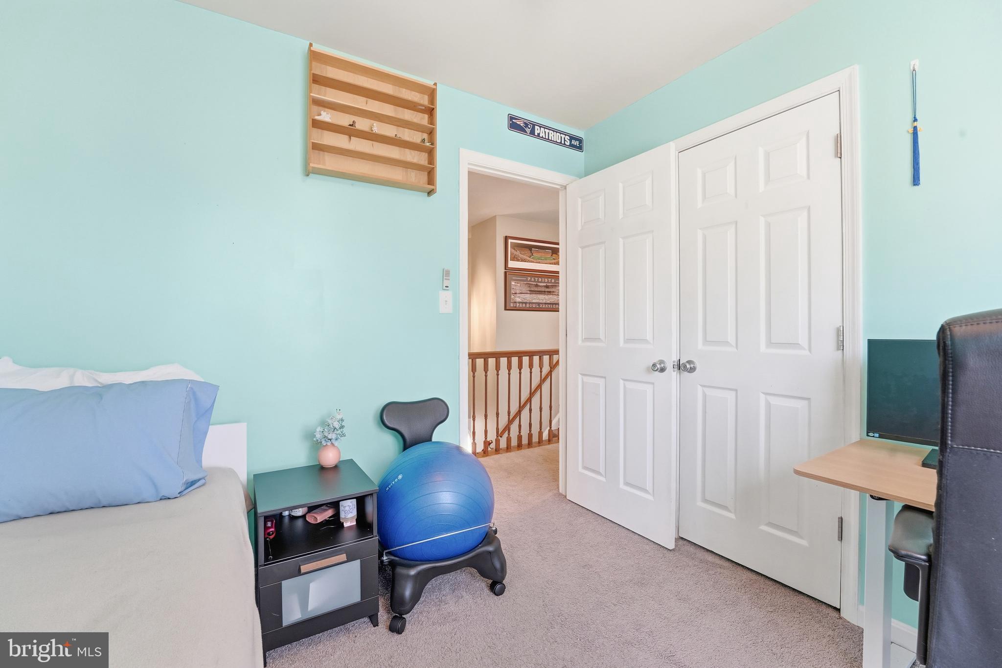 9806 KENMORE COURT