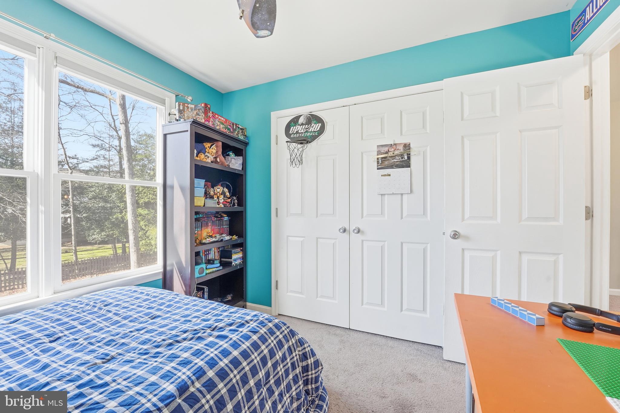 9806 KENMORE COURT