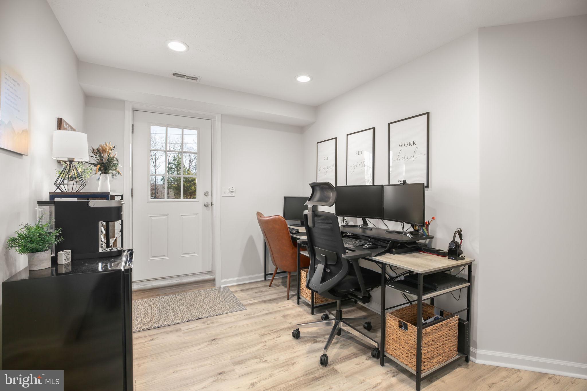 8515 FOUNDRY RUN DRIVE