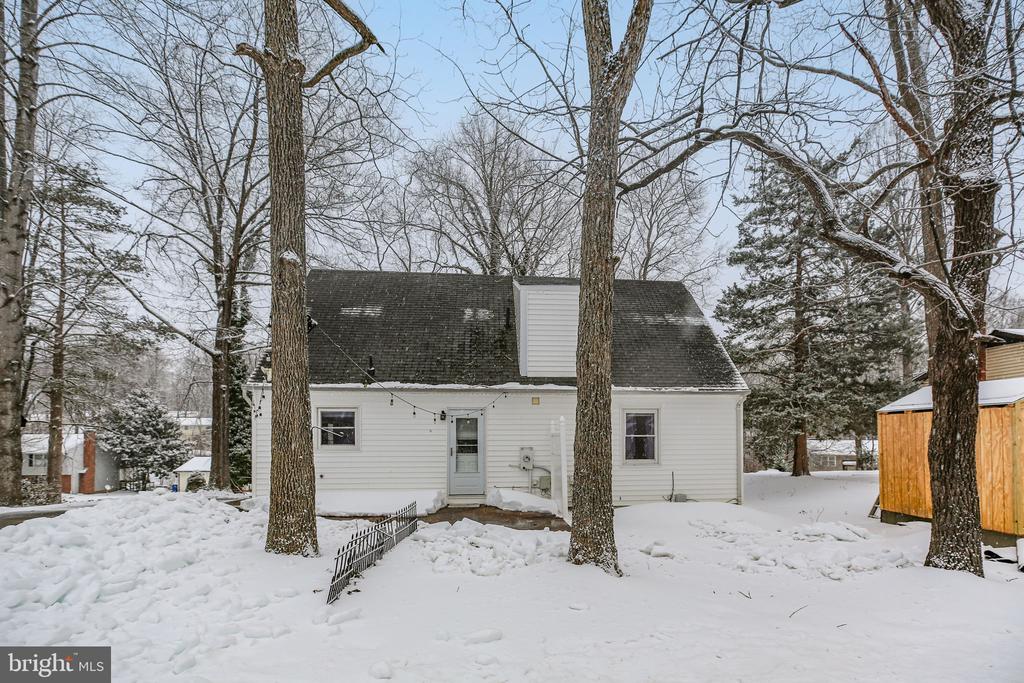 323 BURMAN LANE