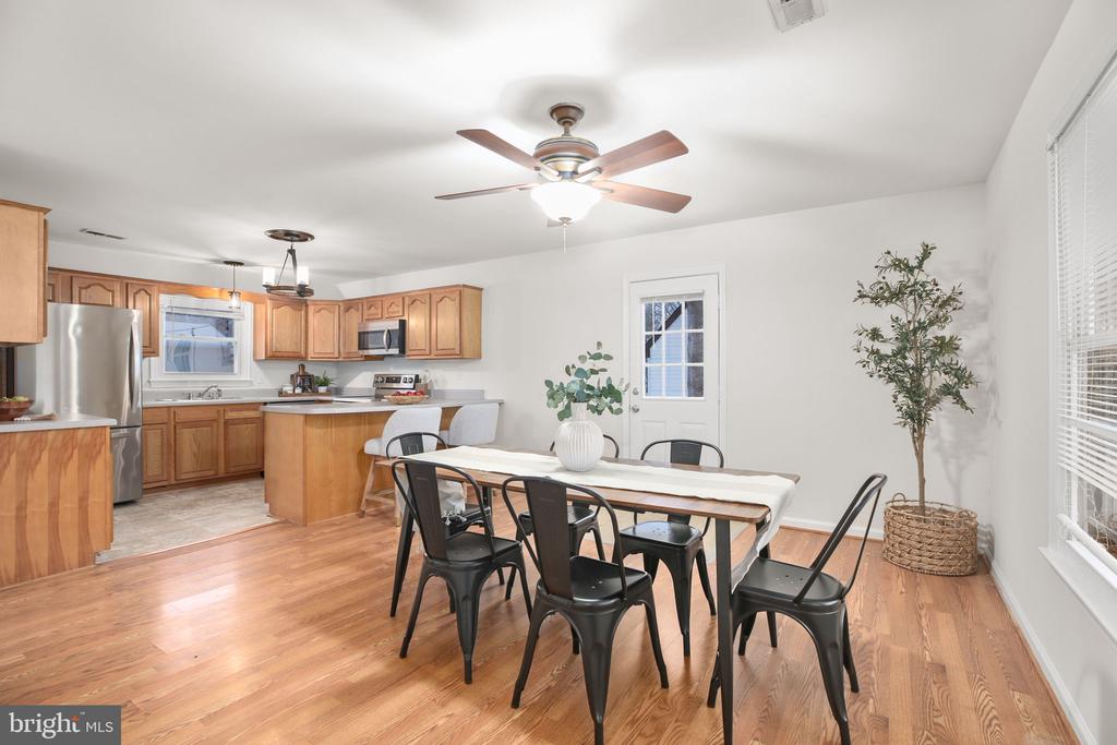 323 BURMAN LANE