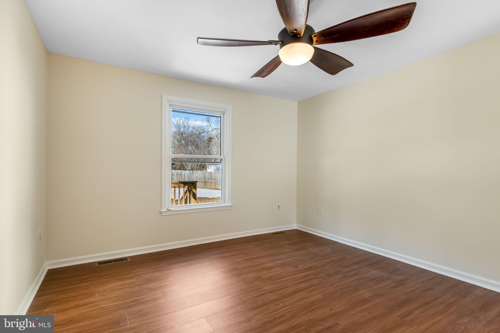 5303 BRIARBEND COURT