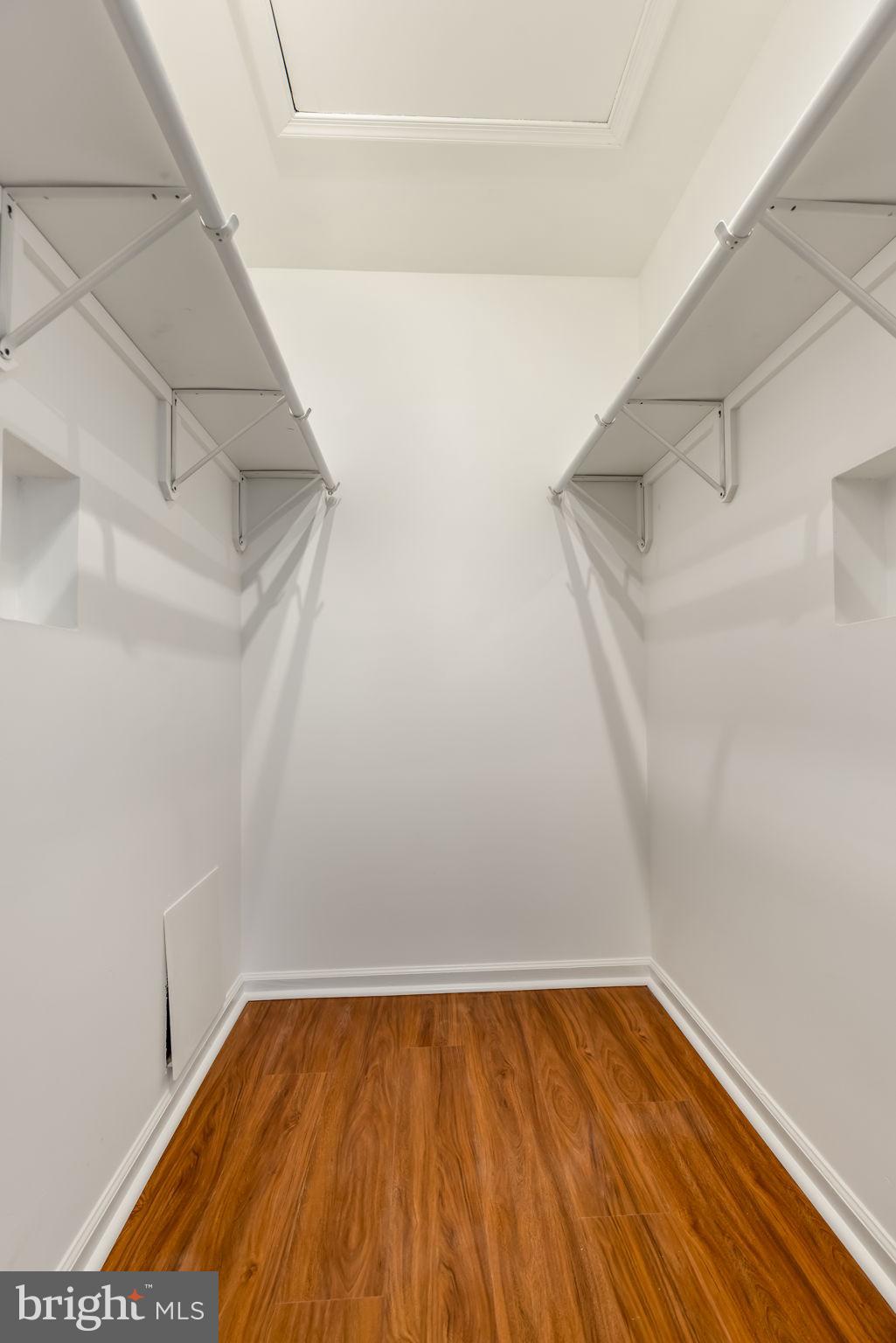 5303 BRIARBEND COURT