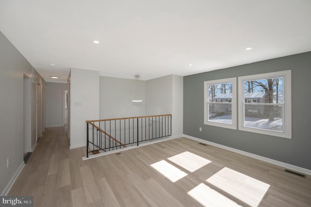 3517 WAVERLY DRIVE