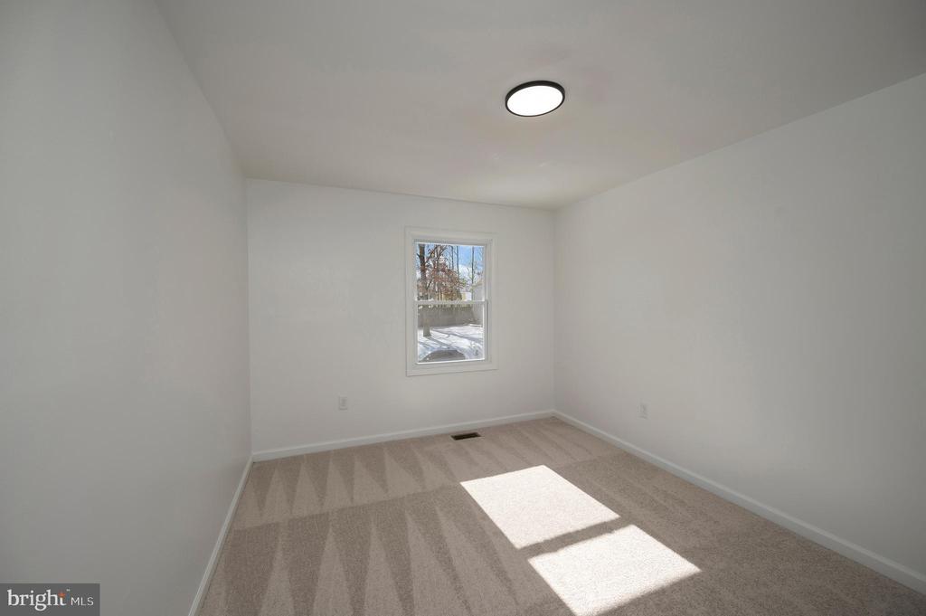 3517 WAVERLY DRIVE