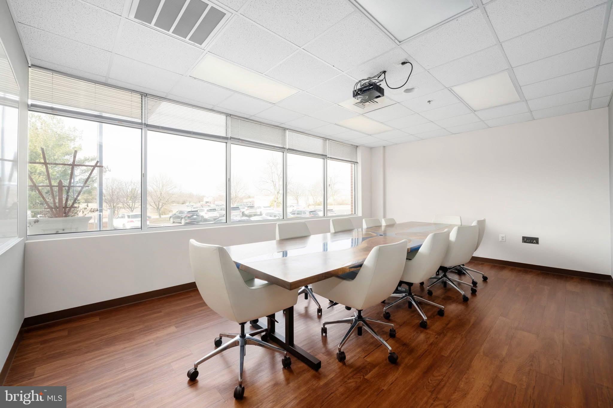 927 MAPLE GROVE DRIVE 201