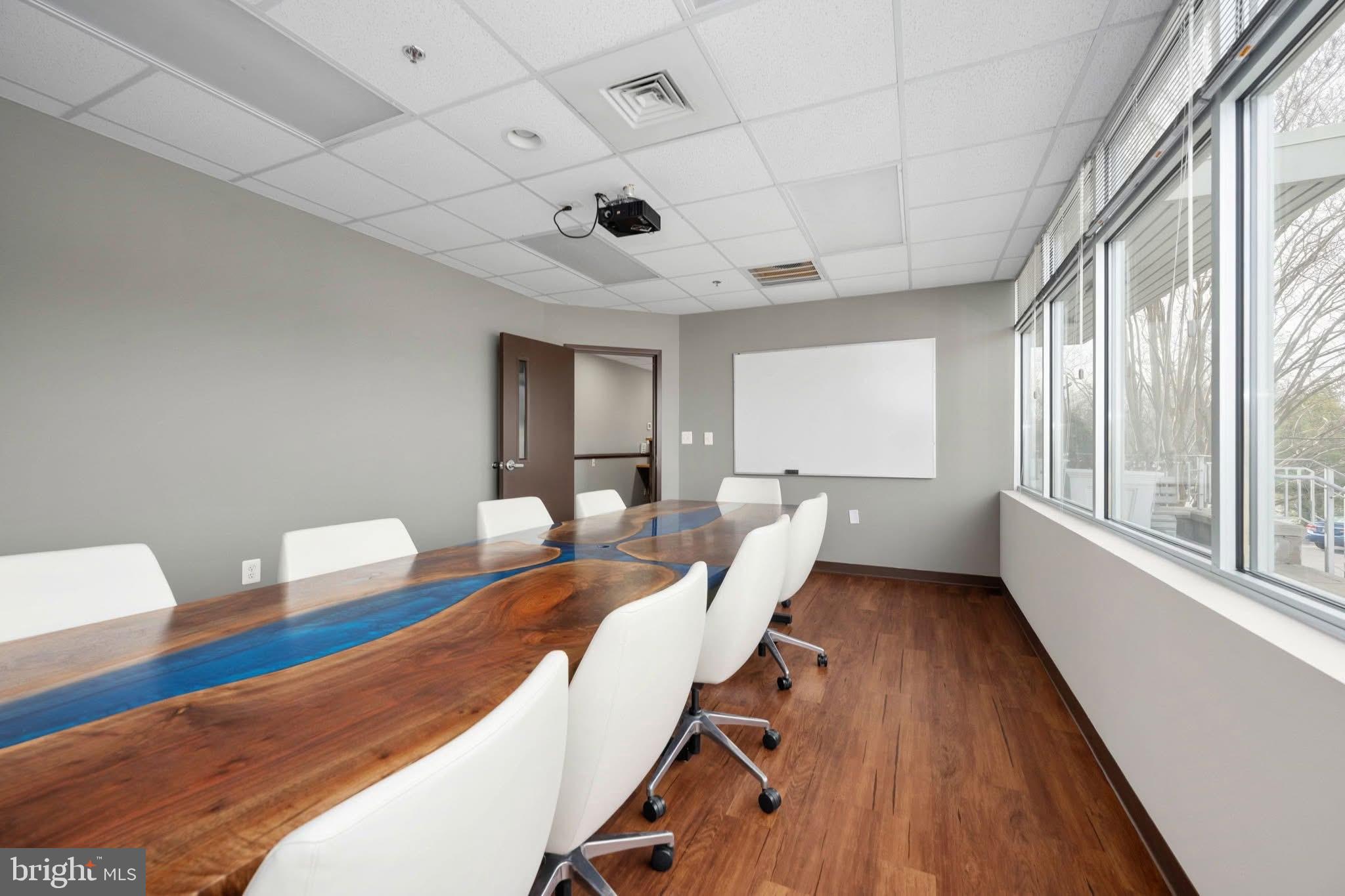 927 MAPLE GROVE DRIVE 201