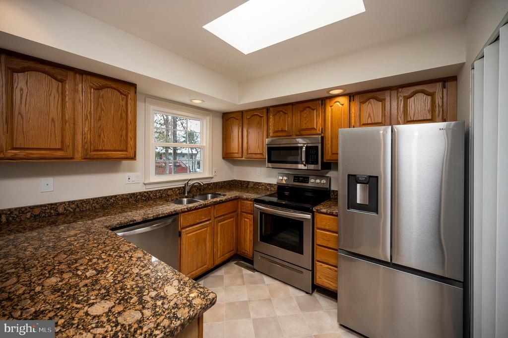 5065 GALLAGER DRIVE
