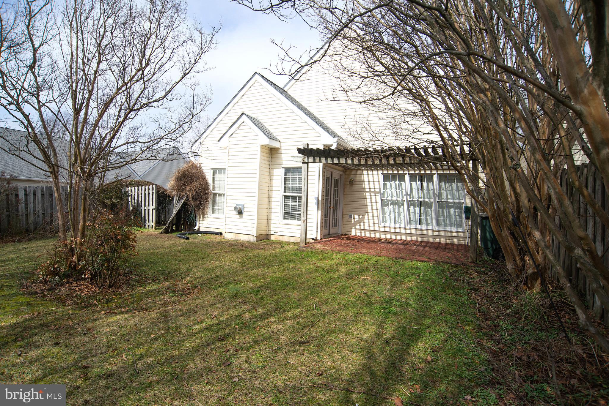 9214 SAINT ANDREWS LANE