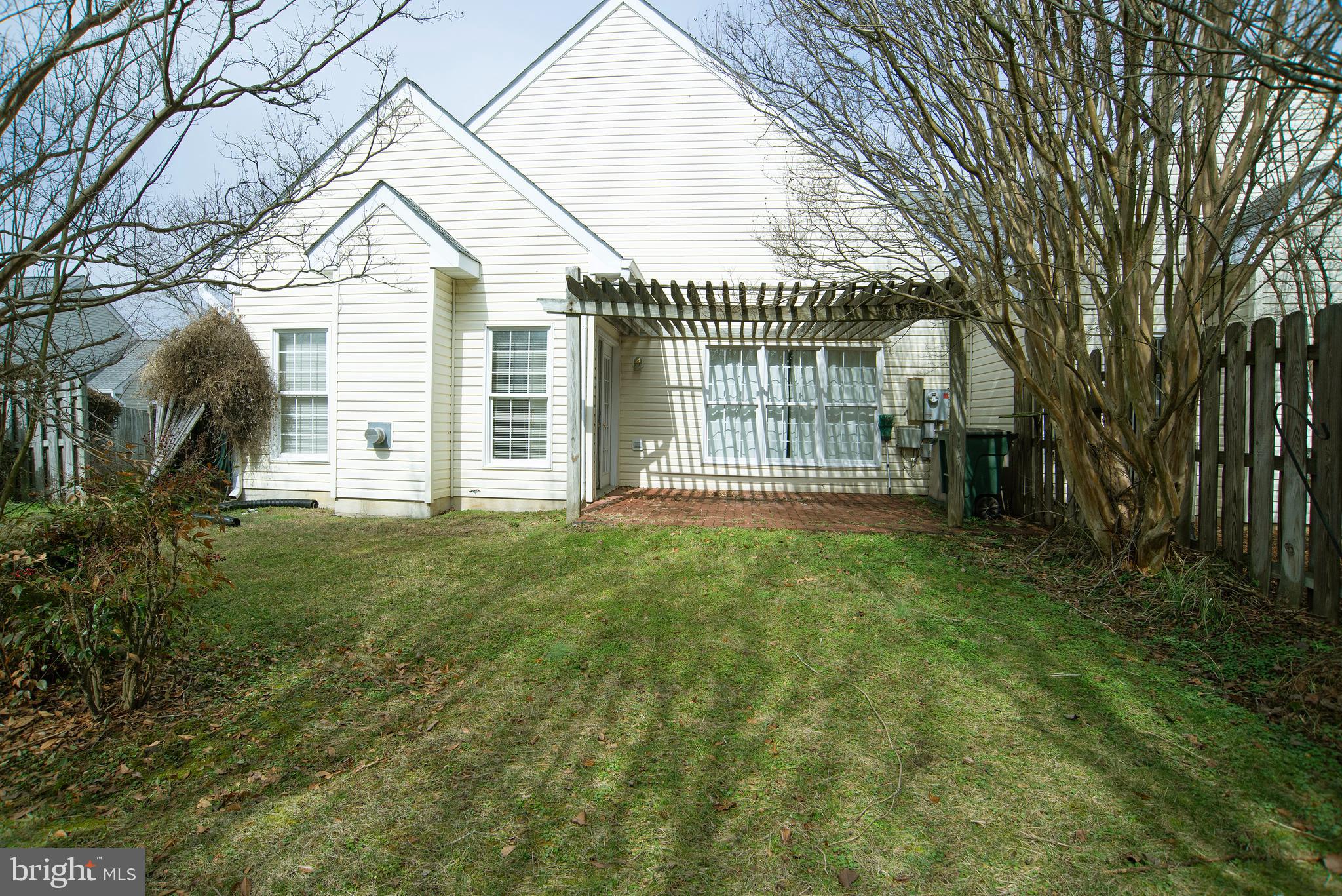 9214 SAINT ANDREWS LANE