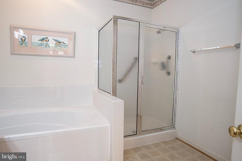9214 SAINT ANDREWS LANE