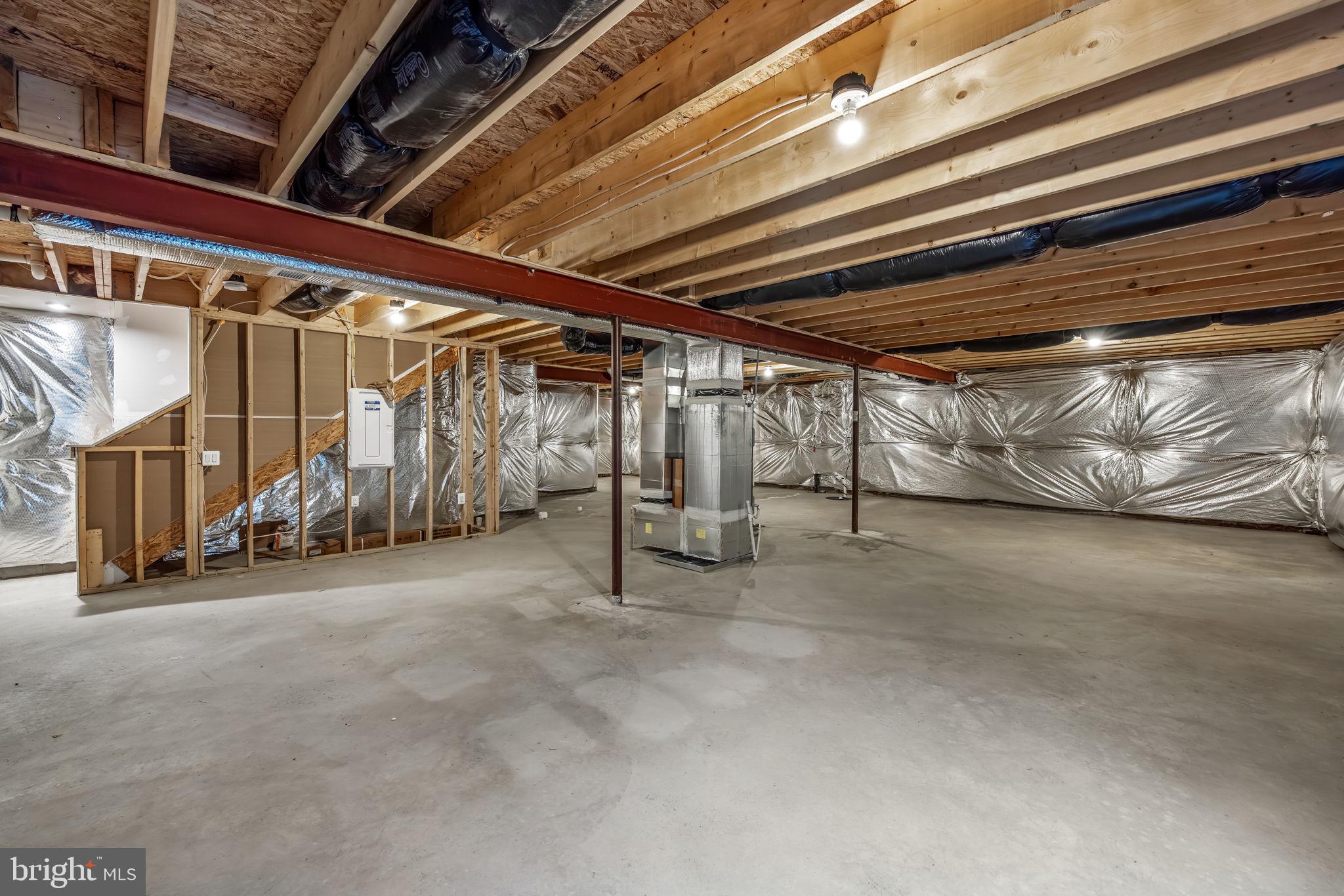 7607 LOUGHTON LANE