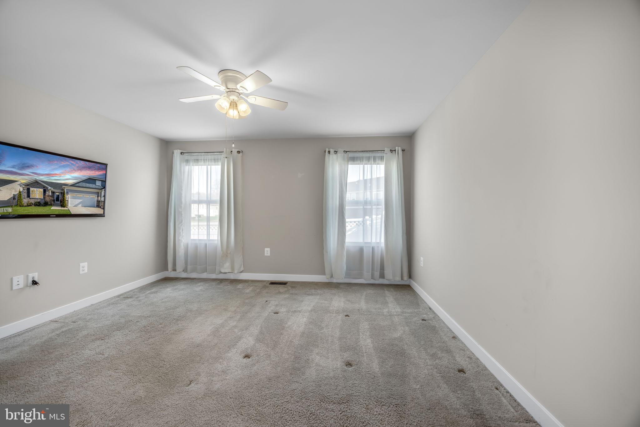 7607 LOUGHTON LANE