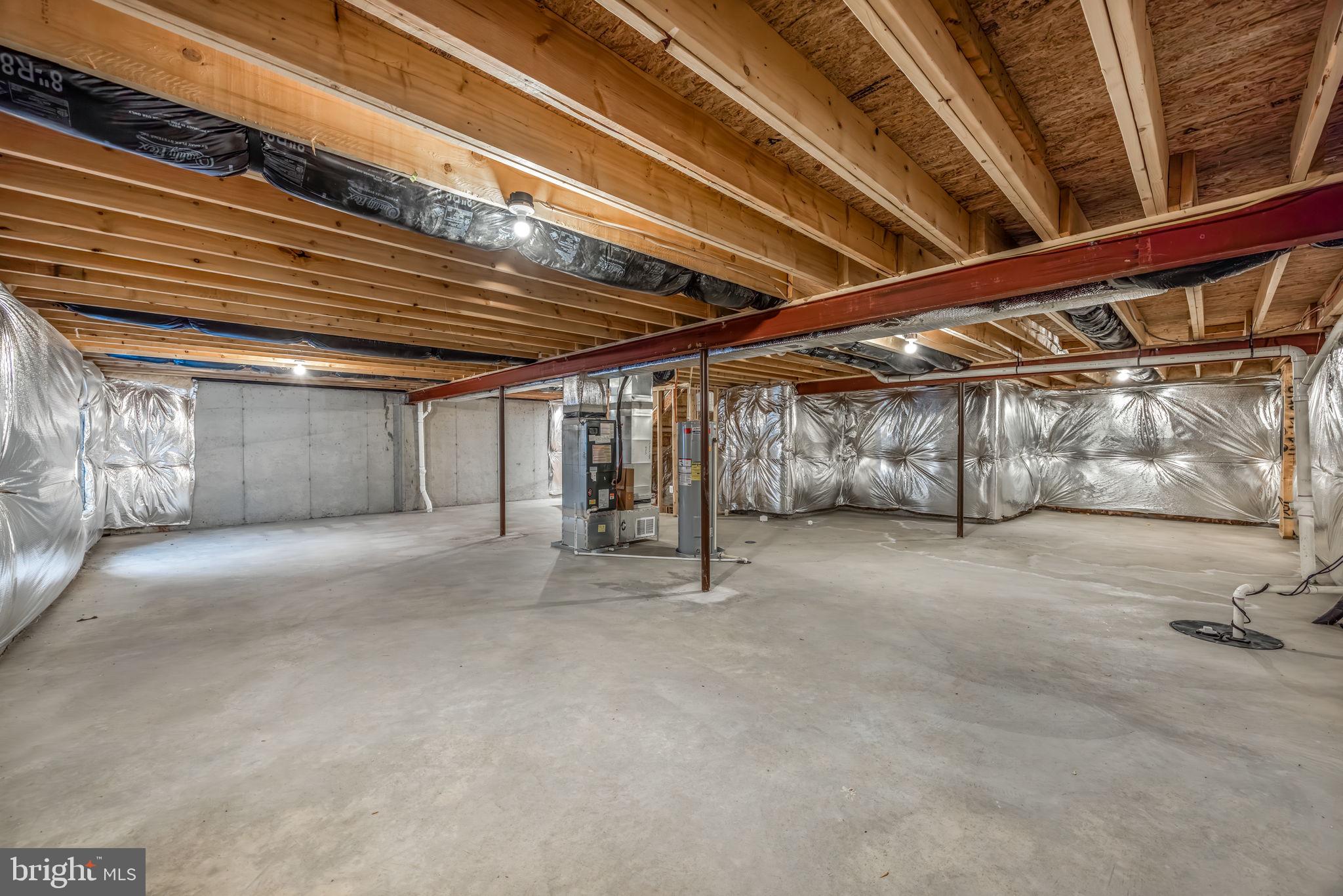 7607 LOUGHTON LANE