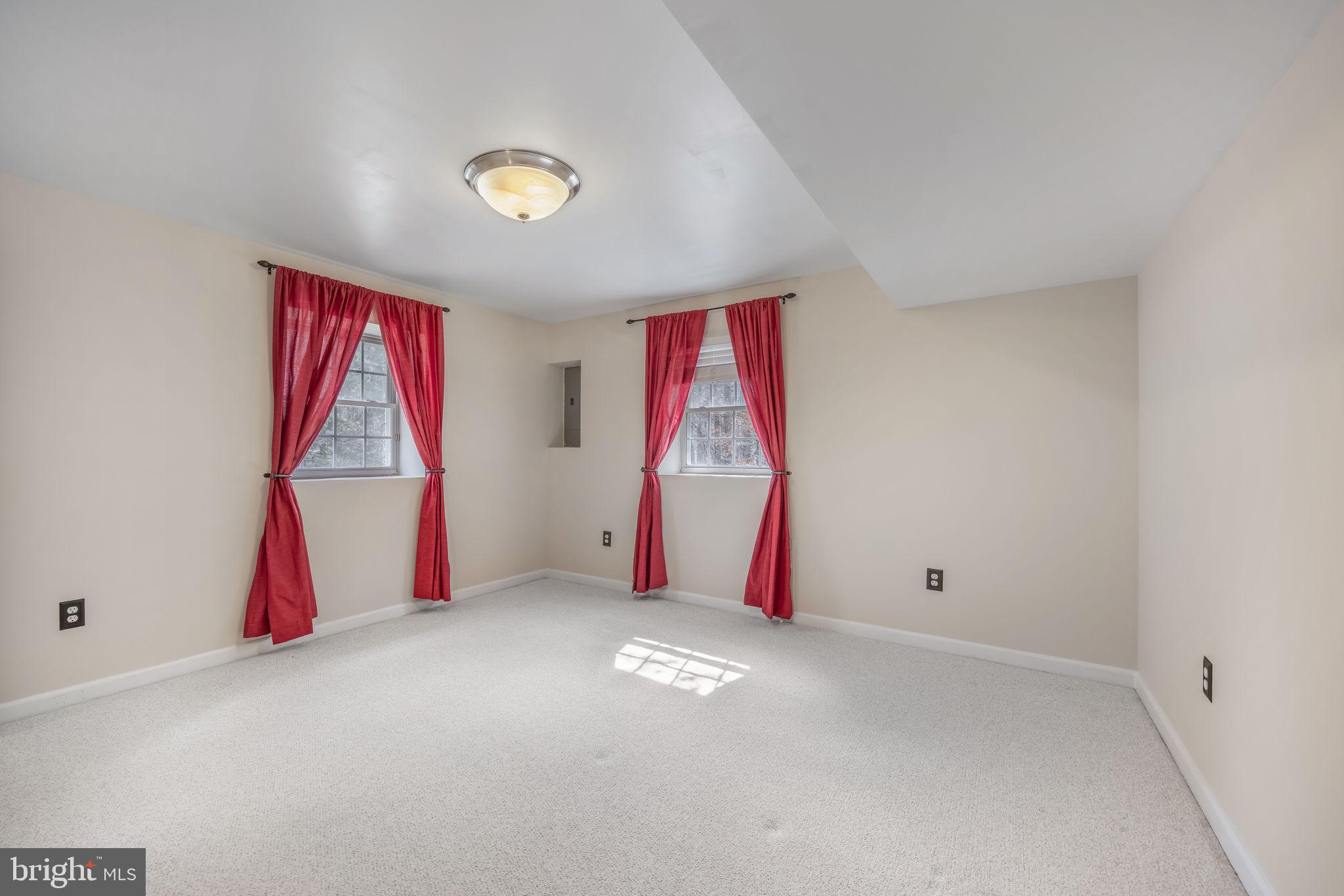 4318 BRIDLEPATH COURT