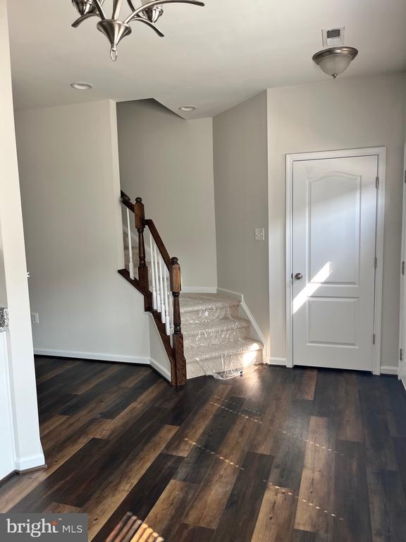 12114 BOWLING FARM COURT