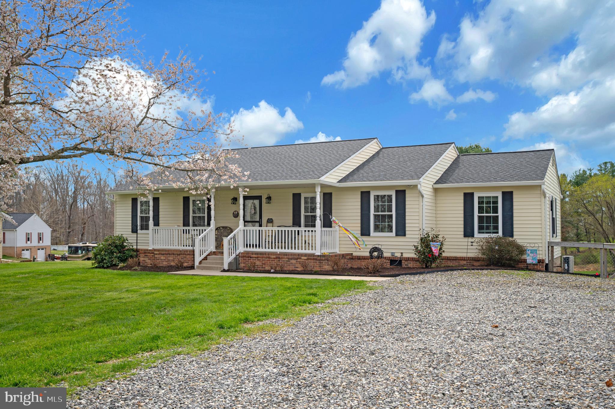 9504 QUAIL MEADOWS DRIVE