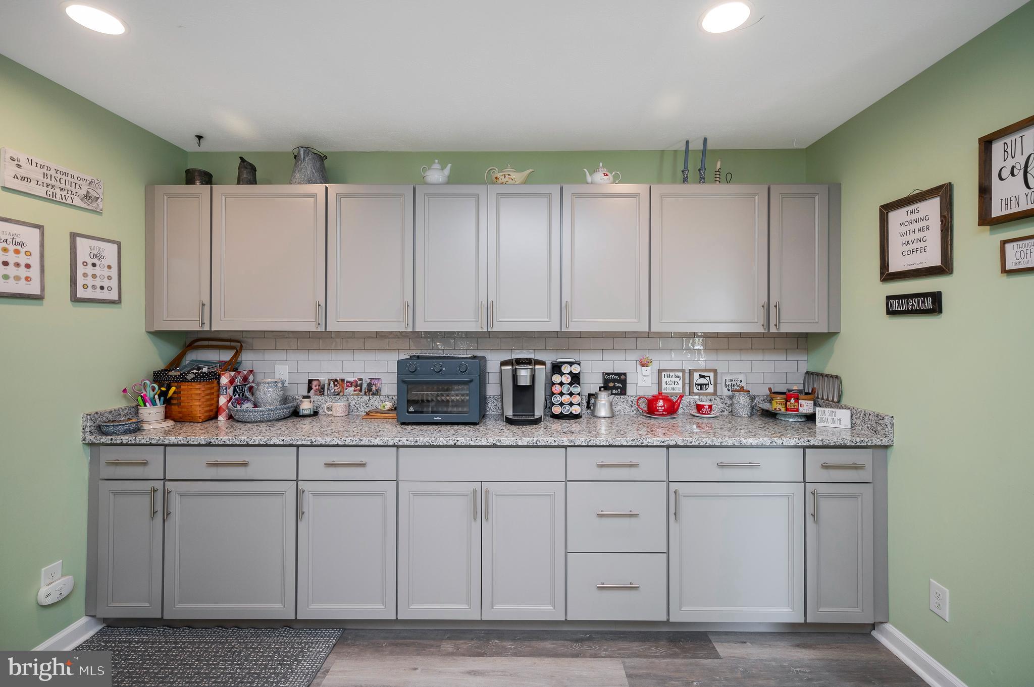 9504 QUAIL MEADOWS DRIVE