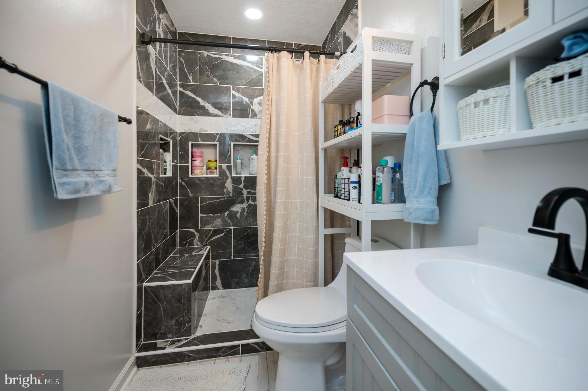 9504 QUAIL MEADOWS DRIVE