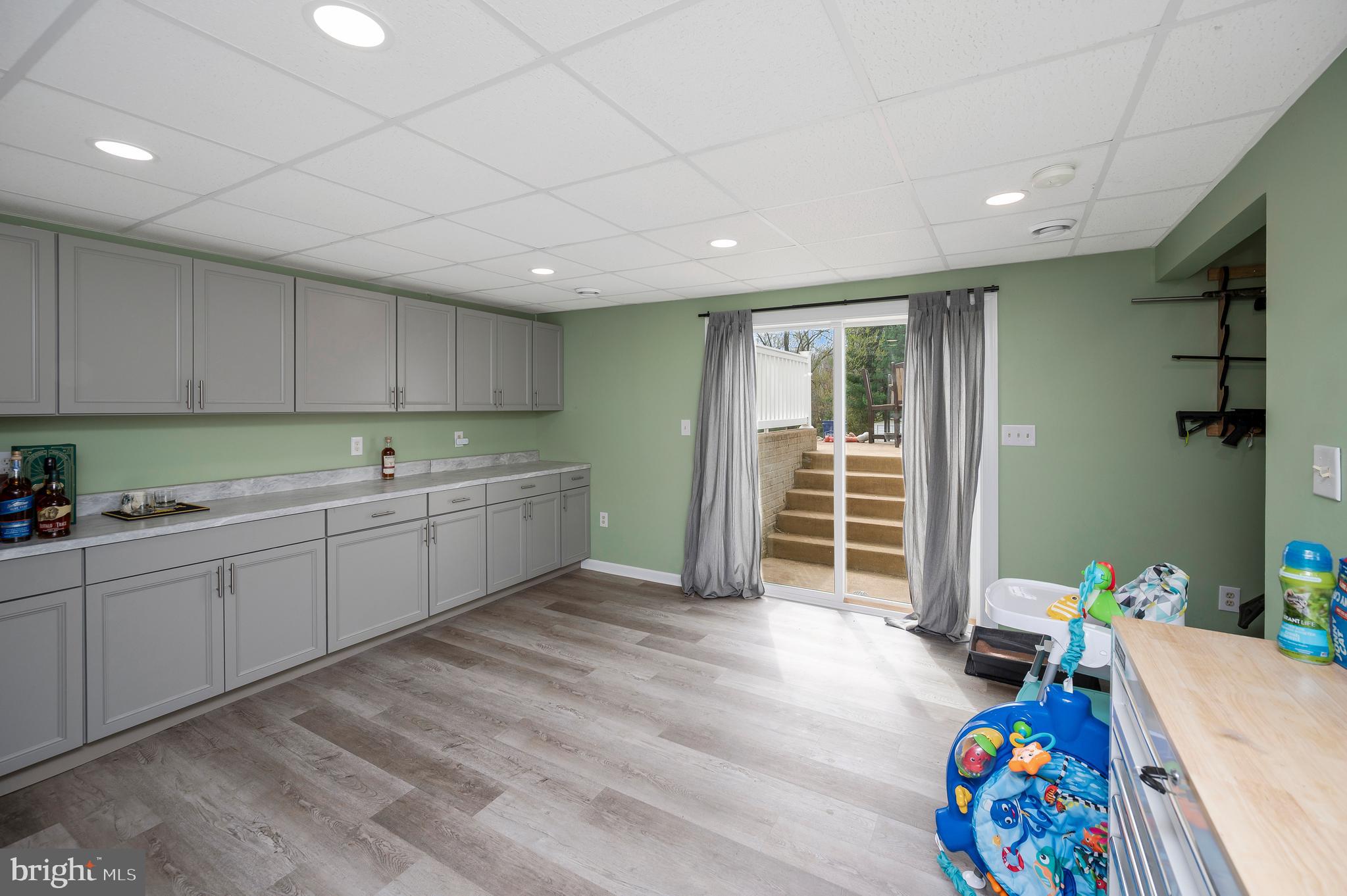 9504 QUAIL MEADOWS DRIVE