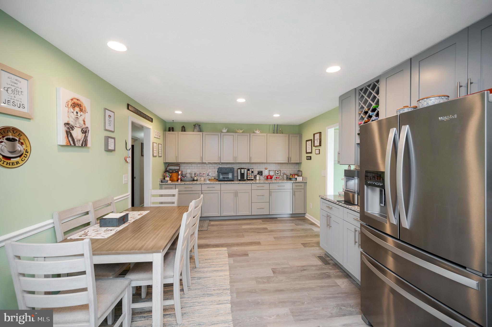 9504 QUAIL MEADOWS DRIVE