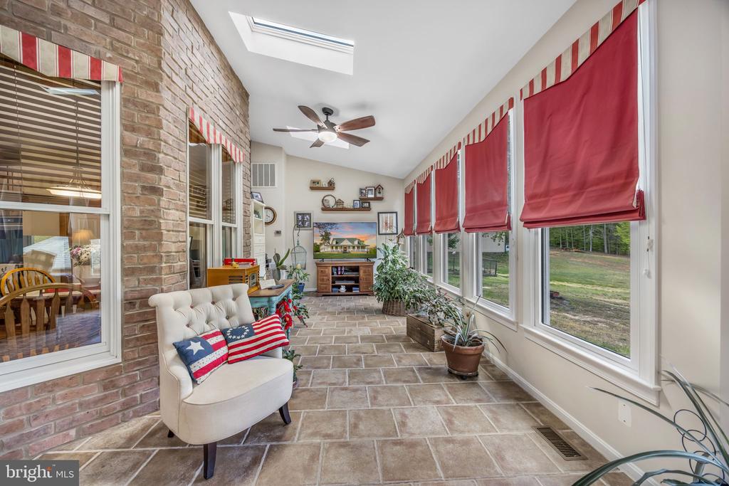 6657 LAWYERS ROAD