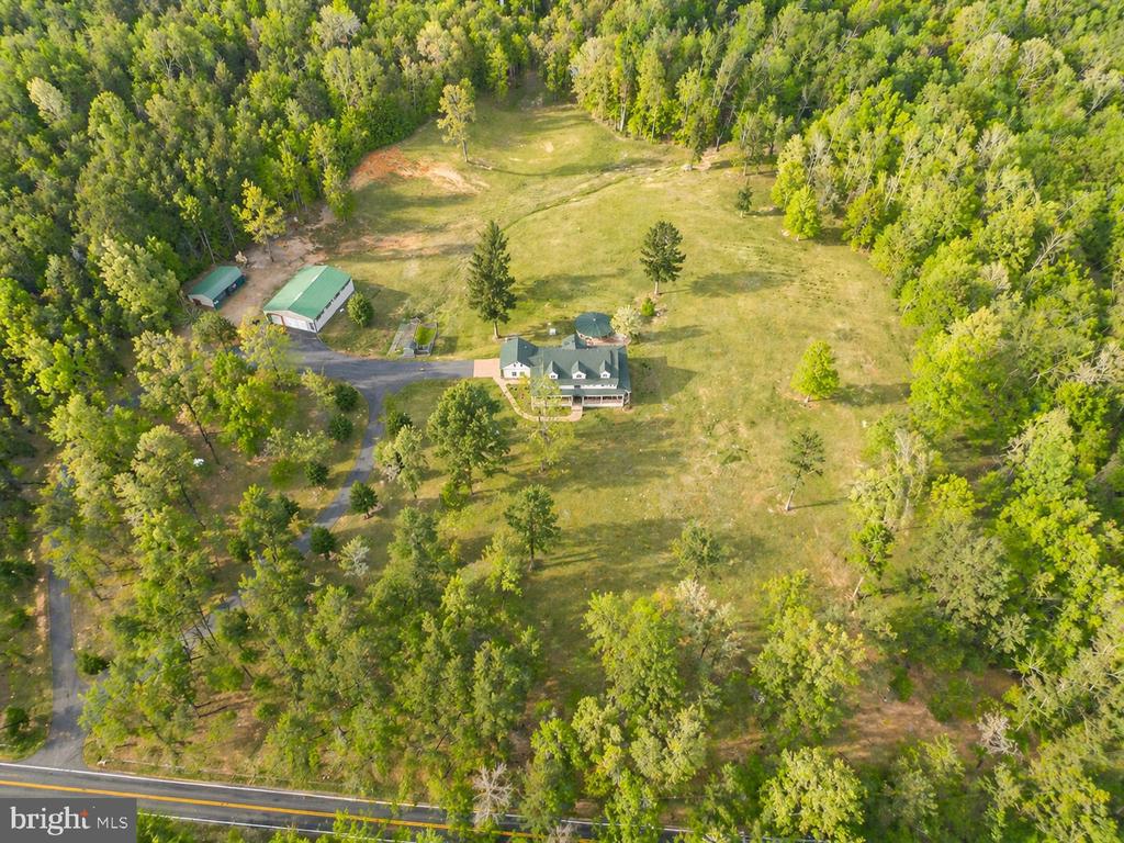 6657 LAWYERS ROAD