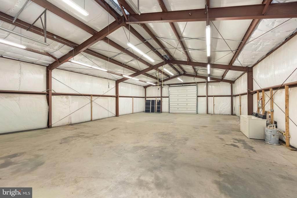 6657 LAWYERS ROAD
