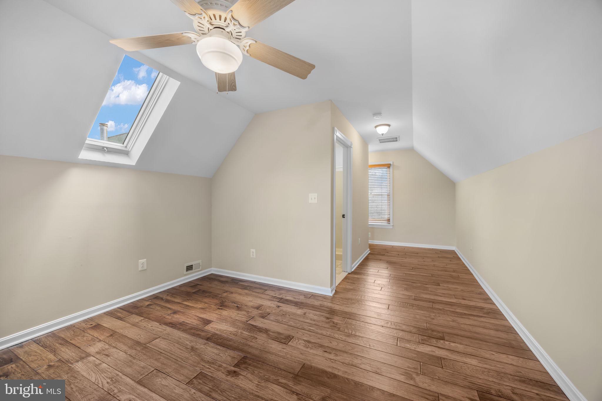 6657 LAWYERS ROAD
